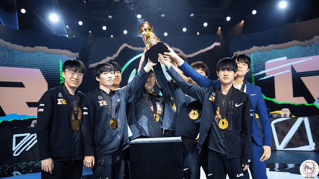 LOL季中转会风云：梦回S4？想华子想疯了的TSM